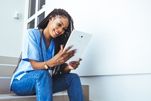 How to work healthcare without working nights