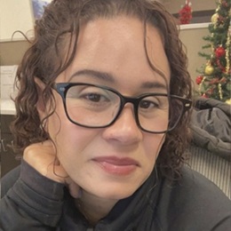 Omarya alvarez headshot